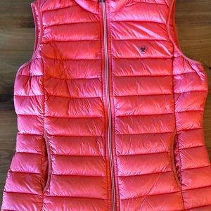 Down Ariat Vest